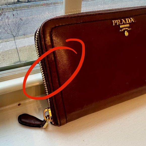 Prada long leather wallet - Picture 8 of 9